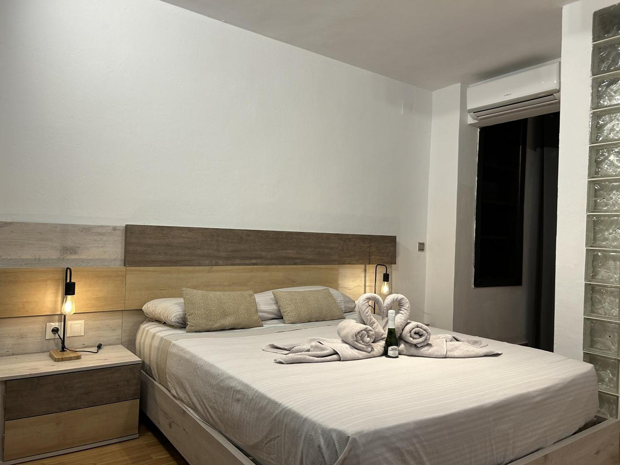Lujo A Tu Alcance Con Spa Y Garaje Pleno Centro Huelva Exterior photo